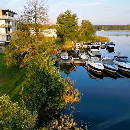 Marina Summer - Przy Jeziorze, Netflix, Tv55, Parking Podziemny I Winda