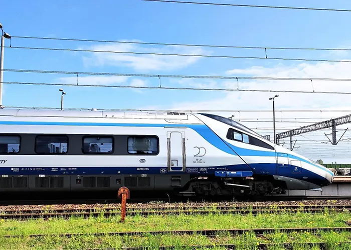 Marina Summer - Przy Jeziorze, Netflix, Tv55