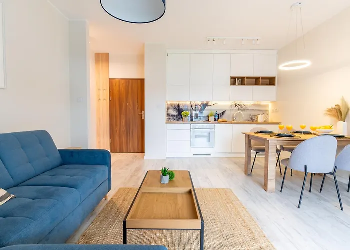 Marina Summer - Przy Jeziorze, Netflix, Tv55